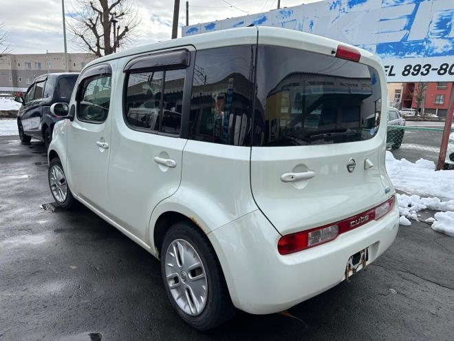 キューブ 4WD 1500 5Dr