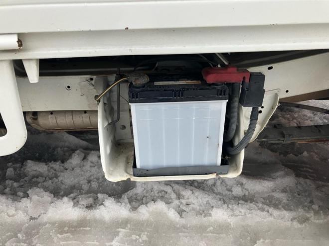 NT100クリッパーDX　4WD 4WD 660 2Dr