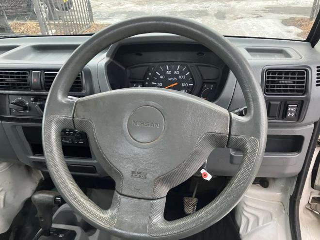 NT100クリッパーDX　4WD 4WD 660 2Dr