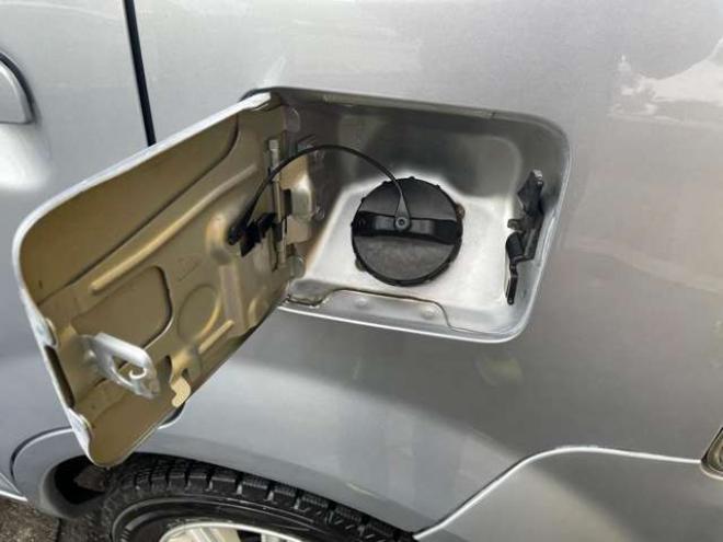 eKワゴンMX 4WD　1年間走行距離無制限保証/4速AT/走行30000キロ/夏冬タイヤ付き/キーレス/シートヒーター/車検整備2年付き/法定整備/禁煙車/修復歴無し 660