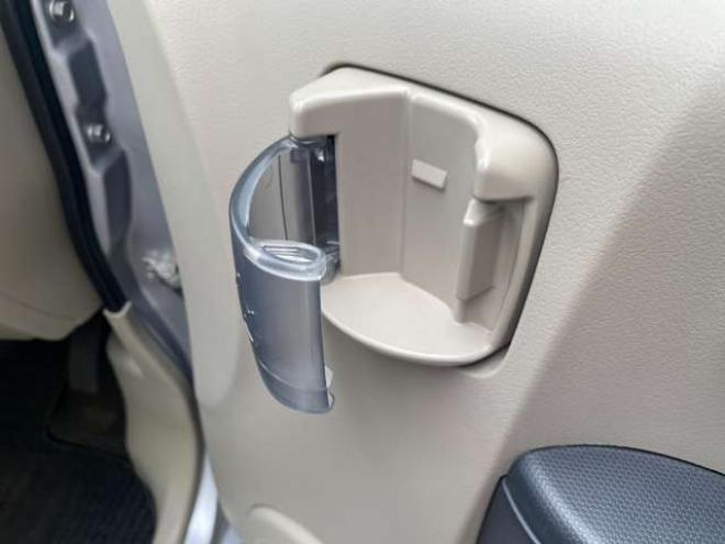 eKワゴンMX 4WD　1年間走行距離無制限保証/4速AT/走行30000キロ/夏冬タイヤ付き/キーレス/シートヒーター/車検整備2年付き/法定整備/禁煙車/修復歴無し 660