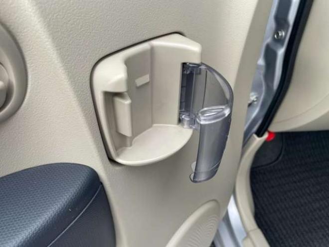 eKワゴンMX 4WD　1年間走行距離無制限保証/4速AT/走行30000キロ/夏冬タイヤ付き/キーレス/シートヒーター/車検整備2年付き/法定整備/禁煙車/修復歴無し 660