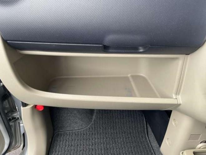 eKワゴンMX 4WD　1年間走行距離無制限保証/4速AT/走行30000キロ/夏冬タイヤ付き/キーレス/シートヒーター/車検整備2年付き/法定整備/禁煙車/修復歴無し 660