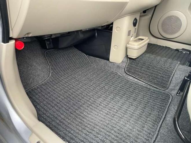 eKワゴンMX 4WD　1年間走行距離無制限保証/4速AT/走行30000キロ/夏冬タイヤ付き/キーレス/シートヒーター/車検整備2年付き/法定整備/禁煙車/修復歴無し 660