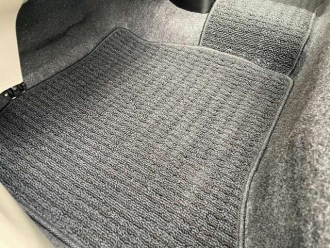 eKワゴンMX 4WD　1年間走行距離無制限保証/4速AT/走行30000キロ/夏冬タイヤ付き/キーレス/シートヒーター/車検整備2年付き/法定整備/禁煙車/修復歴無し 660