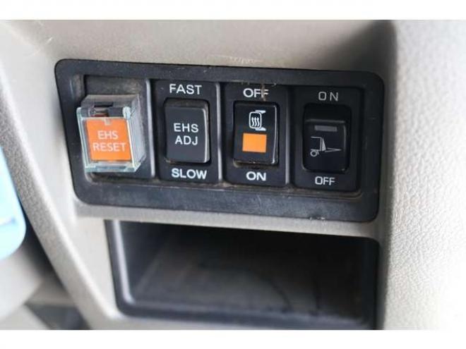 アトラス3.0 ダブルキャブ フルスーパーロー ディーゼルターボ 4WD　検1年　キーレス　MT 3000