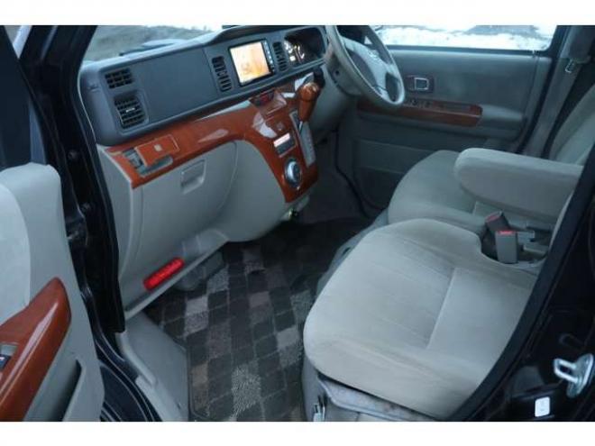 アトレーワゴン カスタムターボRS 4WD　検二年　TV　ターボ　自社　ローンカノウ 660