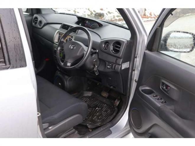 bB1.3 Z Qバージョン 4WD　検2年　社外ホイール　スタッドレス　HDD付社外ナビ　自社　ローンカノウ 1300