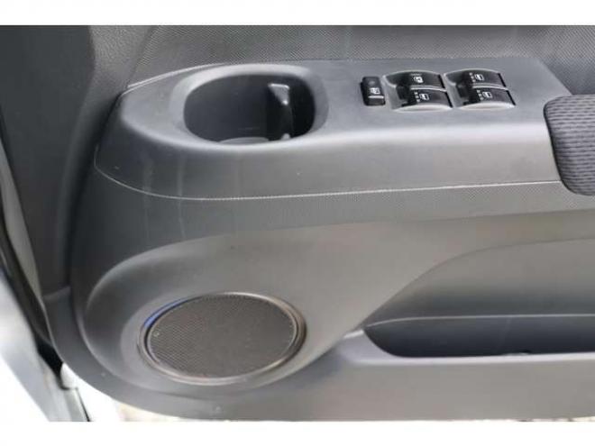 bB1.3 Z Qバージョン 4WD　検2年　社外ホイール　スタッドレス　HDD付社外ナビ　自社　ローンカノウ 1300