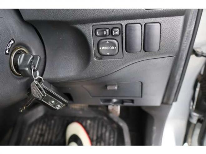 bB1.3 Z Qバージョン 4WD　検2年　社外ホイール　スタッドレス　HDD付社外ナビ　自社　ローンカノウ 1300