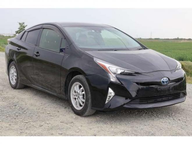 プリウス1.8 S E-Four 4WD　検2年　バックモニター 1800