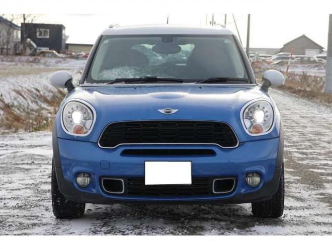 ミニクロスオーバー クーパーS オール4　検R8/8　4WD　レザーシート　純正アルミ　自社　ローンカノウ 正規輸入車 1600