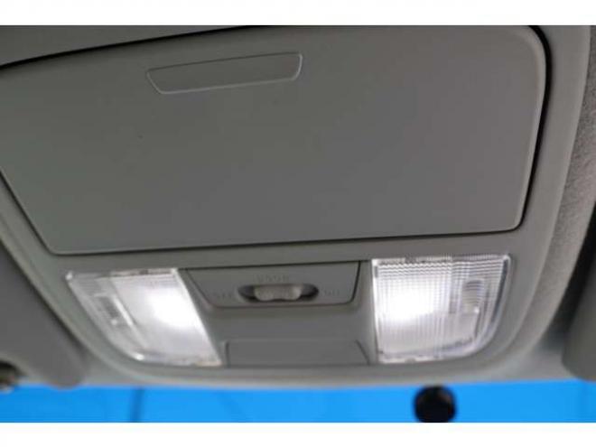 ステップワゴン2.0 スパーダ Z　検2年　自社　ローンカノウ　パドルシフト 2WD 2000