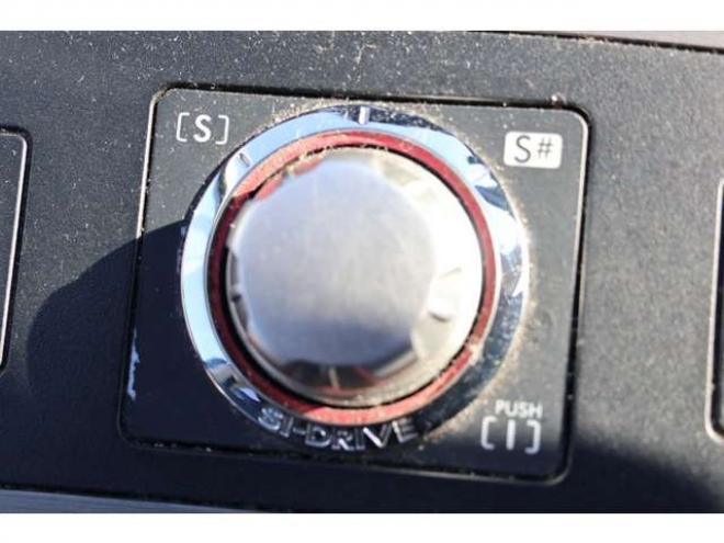 レガシィB4 2.5 GT アイサイト スポーツセレクション 4WD　検2年　ターボ　パドルシフト　自社　ローンカノウ 2500