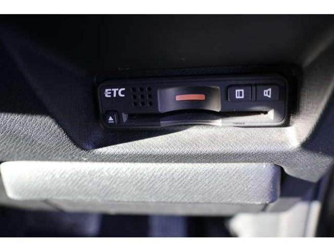 ステップワゴン2.0 スパーダ Z クールスピリット 4WD　検2年　両側電動スライドドア　バックモニター　パドルシフト　ETC　 自社　ローンカノウ 2000