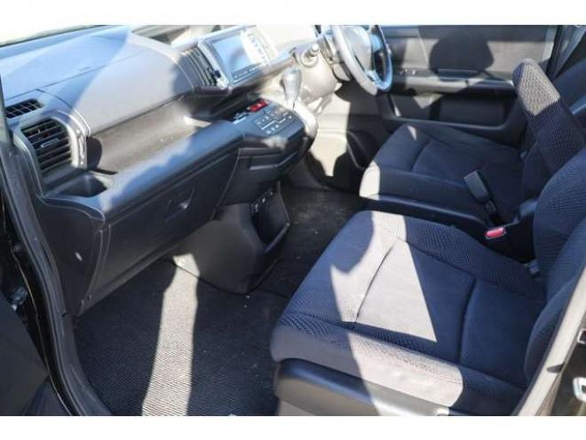 ステップワゴン2.0 スパーダ Z クールスピリット 4WD　検2年　両側電動スライドドア　バックモニター　パドルシフト　ETC　 自社　ローンカノウ 2000