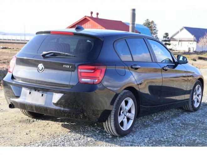 BMW1シリーズ 116i　検2年　バックモニター　自社　ローンカノウ 正規輸入車 2WD 1600