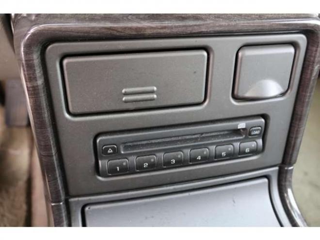 ユーコンデナリ 6.2 V8 4WD　検1年　貨物登録　革シート　サンルーフ　自社　ローンカノウ 6000