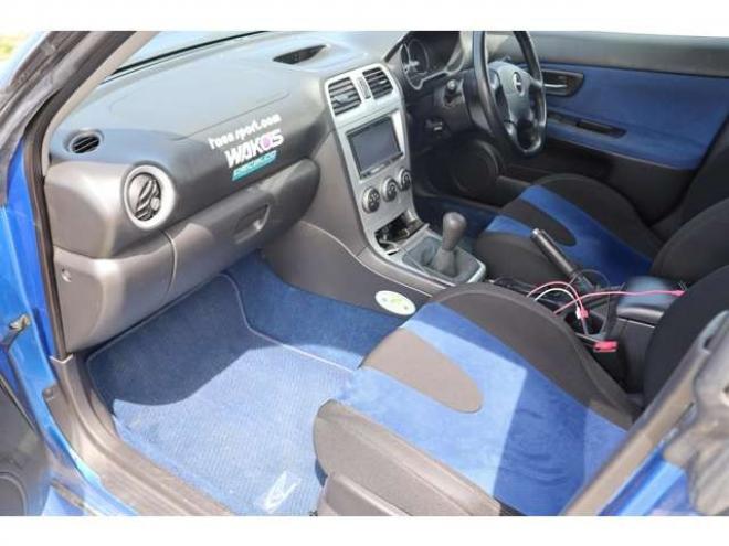 インプレッサ2.0 WRX 2004 Vリミテッド 4WD　検2年　MTターボ　社外マフラー 2000