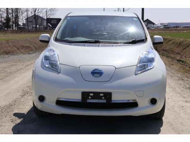 リーフG　検2年　自社　ローンカノウ 2WD 不明