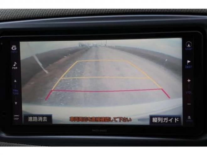 ヴィッツ1.3 F 4WD　検2年　自社　ローンカノウ 1300