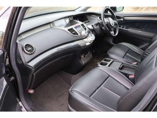 オデッセイ2.4 アブソルート 4WD　検R9/3　買取直販　バックモニター 2400