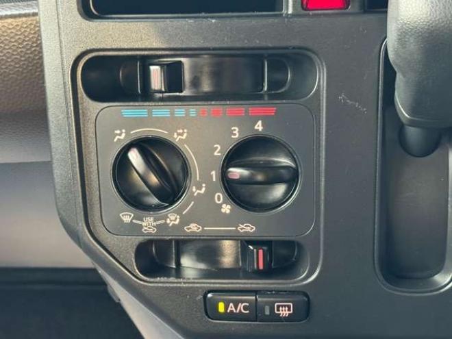 ルーミー1.0 X 4WD　Pスライド　ナビ　Bカメラ　Bluetooth 1000