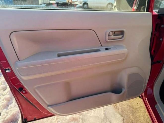 ワゴンRハイブリッド FX 4WD　ナビ　TV　Egスターター　Bluetooth　12か月点検済　下廻り防錆塗装済 660