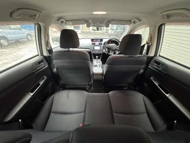 インプレッサスポーツ 2.0 i アイサイト 4WD　ナビ　TV　Bカメラ　Egスターター　夏冬タイヤ 2000