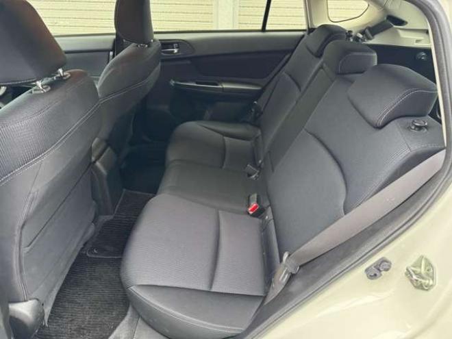 インプレッサスポーツ 2.0 i アイサイト 4WD　ナビ　TV　Bカメラ　Egスターター　夏冬タイヤ 2000