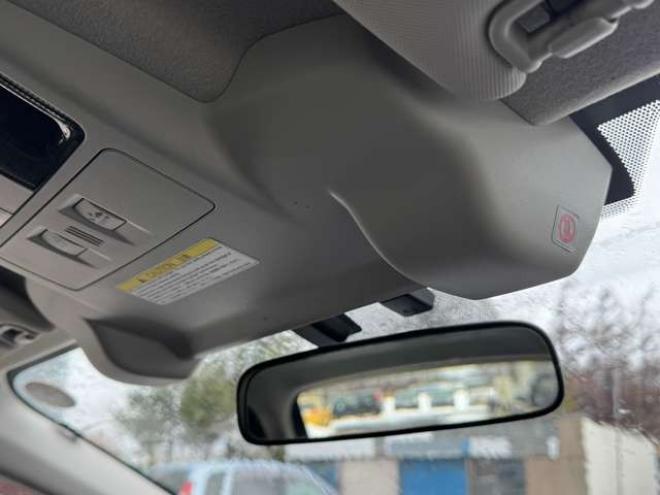 インプレッサスポーツ 2.0 i アイサイト 4WD　ナビ　TV　Bカメラ　Egスターター　夏冬タイヤ 2000