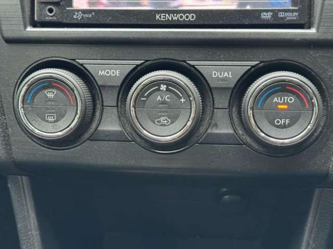 インプレッサスポーツ 2.0 i アイサイト 4WD　ナビ　TV　Bカメラ　Egスターター　夏冬タイヤ 2000