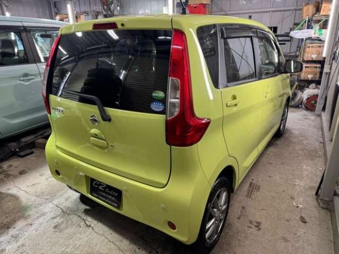 デイズX 4WD　12ヶ月点検海　下廻り防錆塗装　夏冬タイヤ 660