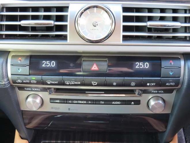 レクサスLS 460 バージョンC Iパッケージ　エンジンスターター・ETC・ステアリングヒーター・シートヒーター・革シート・クルーズコントロール 2WD 4600