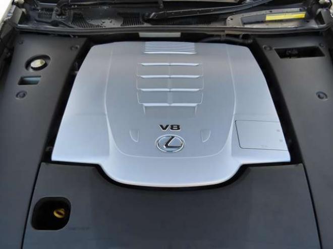 レクサスLS 460 バージョンC Iパッケージ　エンジンスターター・ETC・ステアリングヒーター・シートヒーター・革シート・クルーズコントロール 2WD 4600