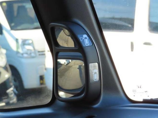 N-BOXG Lパッケージ 4WD　 660