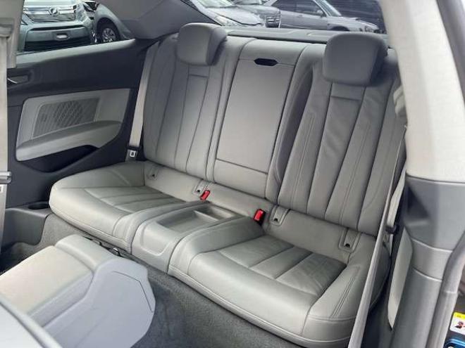 アウディA5 2.0 TFSI クワトロ スポーツ 4WD　ガラスルーフ・グレーレザー・バーチャルコックピット・純正ナビ・地デジ・純正19AW・マトリクスヘッドライト・法定12ヵ月点検整備付 正規輸入車 2000