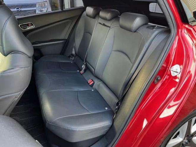 プリウス1.8 S ツーリングセレクション E-Four 4WD　フルエアロ・純正9インチナビ・Sセンス 1800