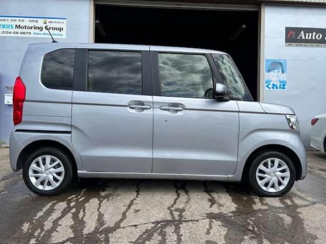 N-BOXL 4WD　法定24ヵ月点検整備付・新規車検整備整備付・SDナビ・Bluetooth・バックカメラ・パワースライドドア・シートヒーター・スマートキー・プッシュスタート・本州仕入車両 660