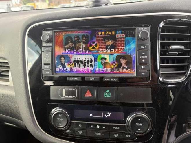 アウトランダーPHEV2.0 G ナビパッケージ 4WD　 2000