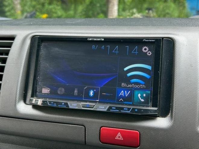 ハイエースバン　４ＷＤ　ＥＴＣ　両側スライドドア　アルミホイール　エアコン　パワーウィンドウ　運転席エアバッグ　助手席エアバッグ　ＣＤ　ＵＳＢ　Ｂｌｕｅｔｏｏｔｈ 4WD 2500(D) 5Dr