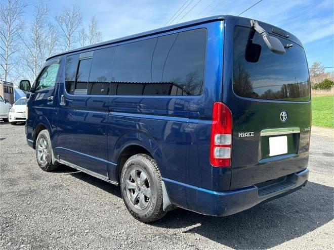 ハイエースバンスーパーＧＬ　ＥＴＣ　バックカメラ　ナビ　ＴＶ　両側スライドドア　ＡＴ　アルミホイール　エアコン　パワーウィンドウ　運転席エアバッグ 4WD 2500(D) 5Dr