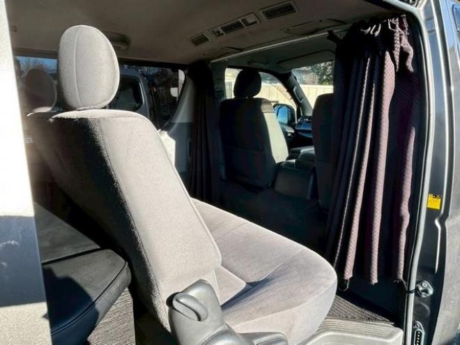 ハイエースバン　４ＷＤ　ＥＴＣ　バックカメラ　ナビ　両側スライドドア　ＡＴ　Ｂｌｕｅｔｏｏｔｈ　エアコン　パワーウィンドウ　運転席エアバッグ 4WD 2500(D) 5Dr