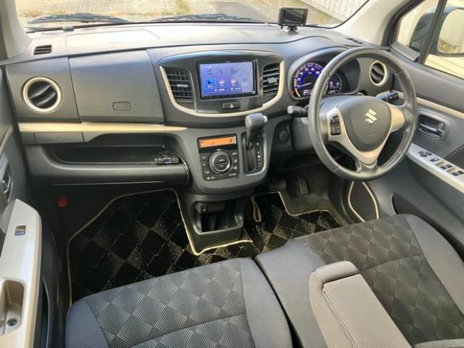 ワゴンRスティングレー　Jスタイル 4WD 660 5Dr