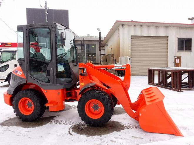 ホイールローダ日立 ZW30  バケット容量0.4m3 