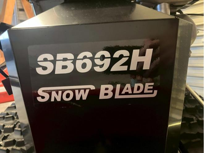 除雪機WADO　SB692H！オプション部品　ブレード高さ固定キット付き！新潟店在庫に付き、お取り寄せになります！