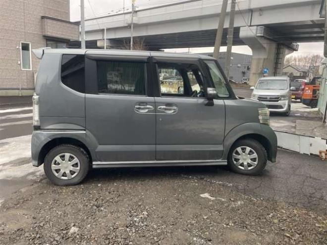 N-BOXカスタムG 4WD　新在　庫限　定プライ　ス!　最後　限界プライ　ス　値　下中です!!28日まで　限定 660