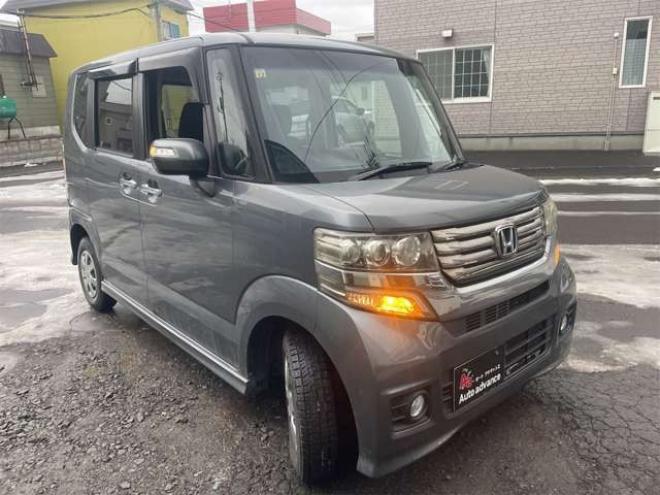 N-BOXカスタムG 4WD　新在　庫限　定プライ　ス!　最後　限界プライ　ス　値　下中です!!28日まで　限定 660