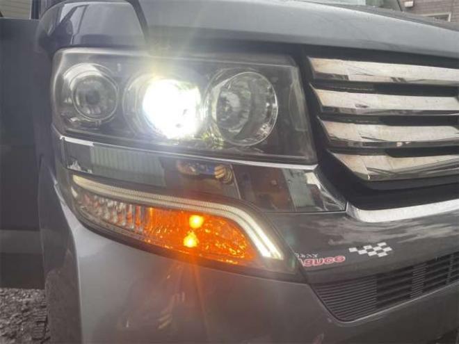 N-BOXカスタムG 4WD　新在　庫限　定プライ　ス!　最後　限界プライ　ス　値　下中です!!28日まで　限定 660