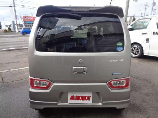 ワゴンRハイブリッド FZ セーフティパッケージ装着車 4WD　ワンオーナー車　全方位モニター　スマートキー 660